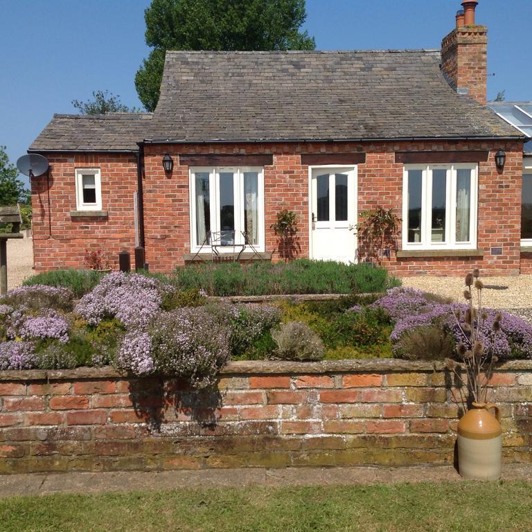 Villa Owl Barn At The Gardens à Lissington Extérieur photo